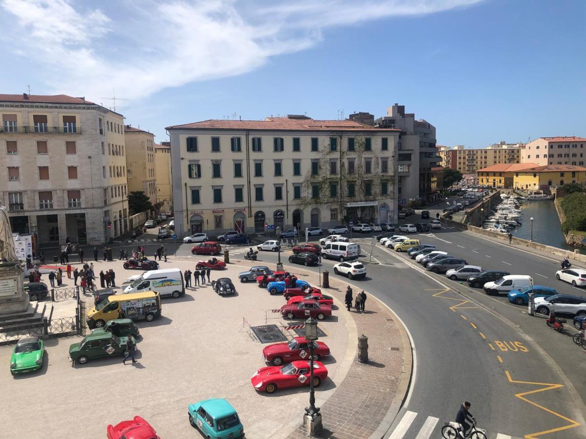 New Maria'S House Livorno. Il Cisternone Apartment Luaran gambar