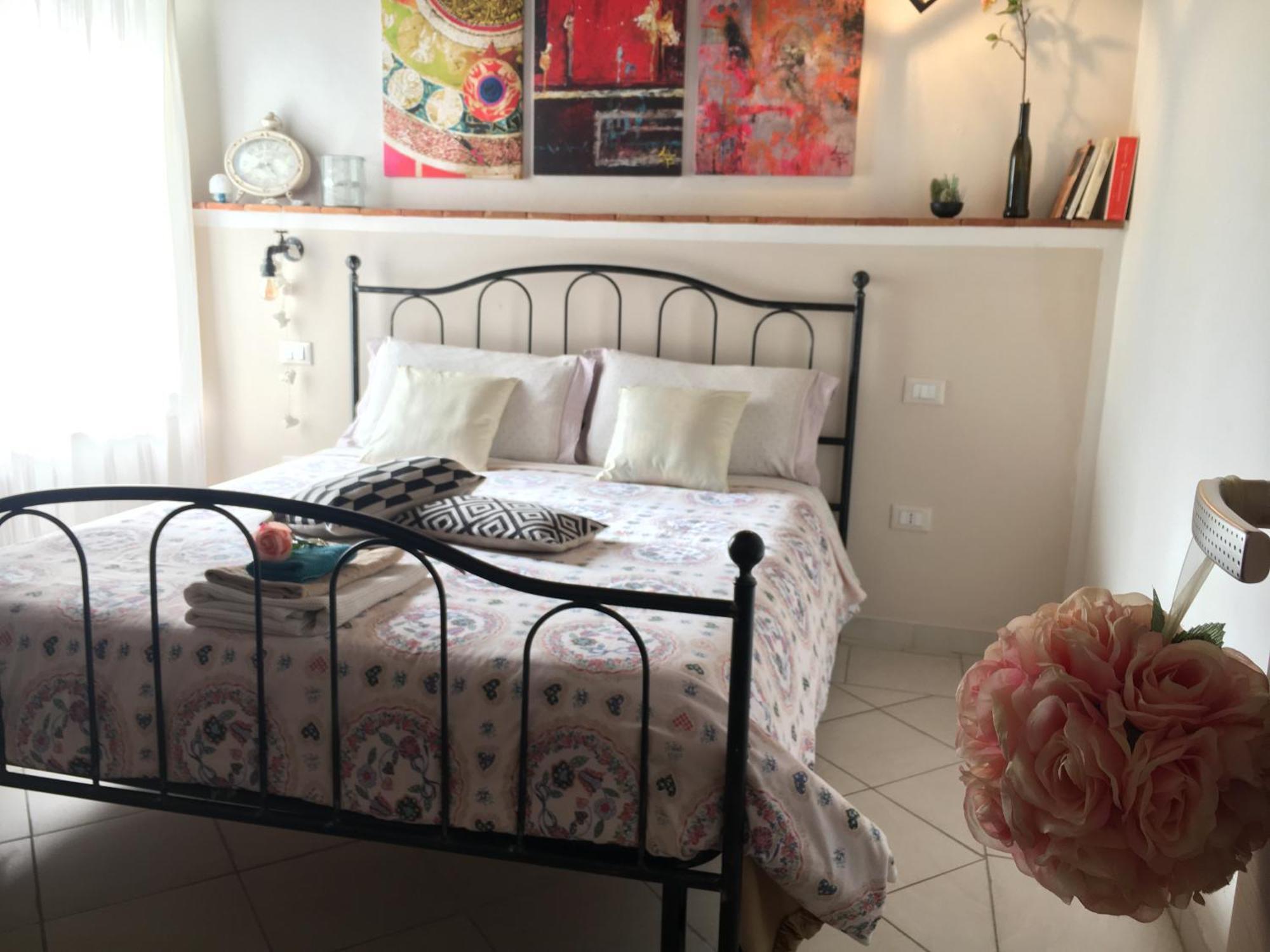 New Maria'S House Livorno. Il Cisternone Apartment Luaran gambar